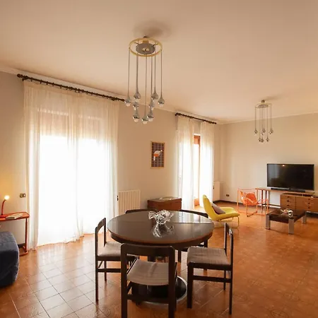 Apartman Casa Sa'lena - *